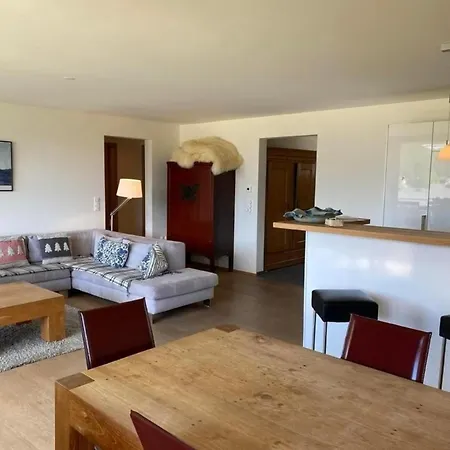 Puoz 1 Waldvogel Apartment